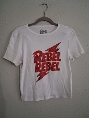 David Bowie rebel rebel long crop tee shirt music band t-shirt rock medium